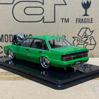 BLOWN VL CALAIS - GREEN - 1:24 SCALE DIECAST MODEL - DDA