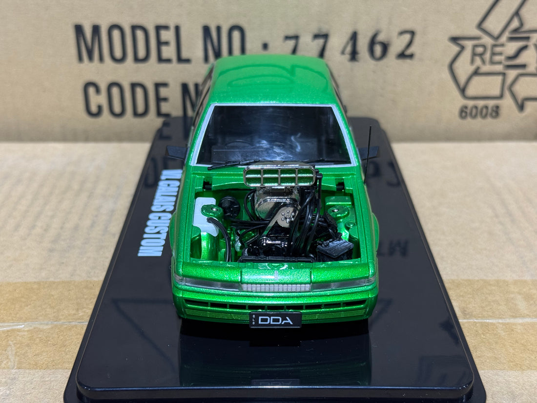 BLOWN VL CALAIS - GREEN - 1:24 SCALE DIECAST MODEL - DDA