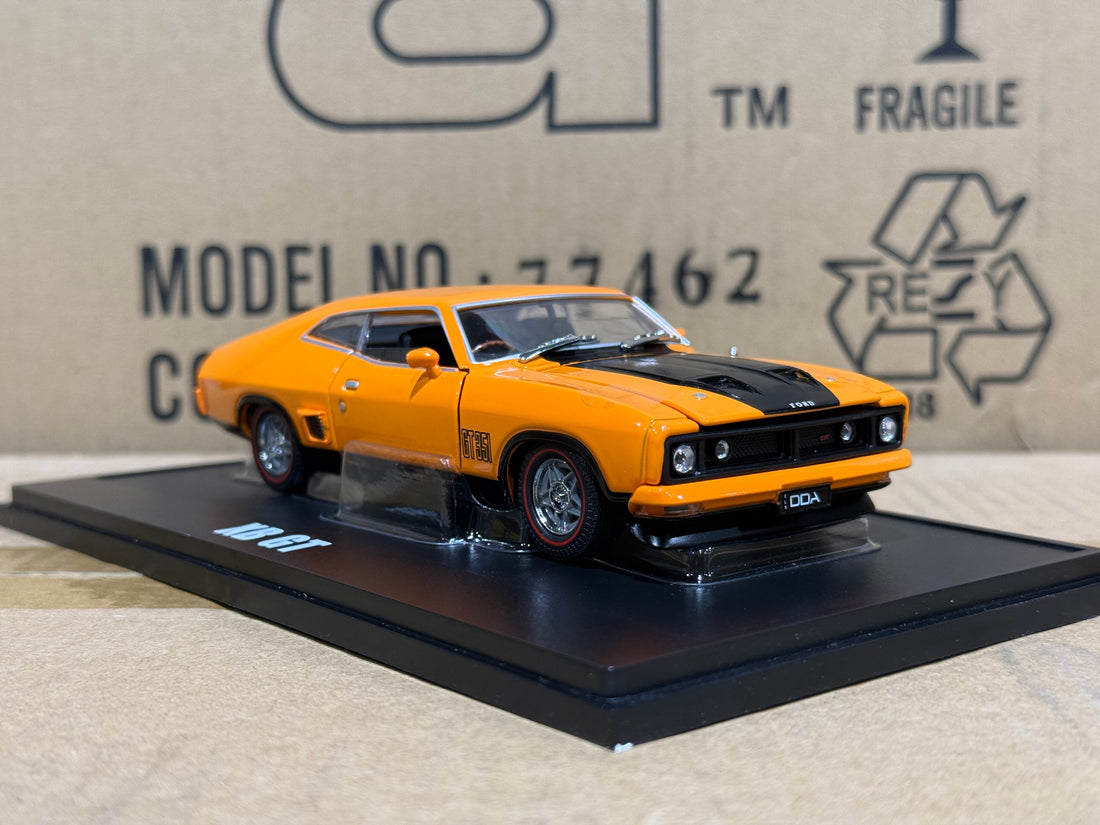 FORD XB GT COUPE - 1:32 SCALE DIECAST MODEL