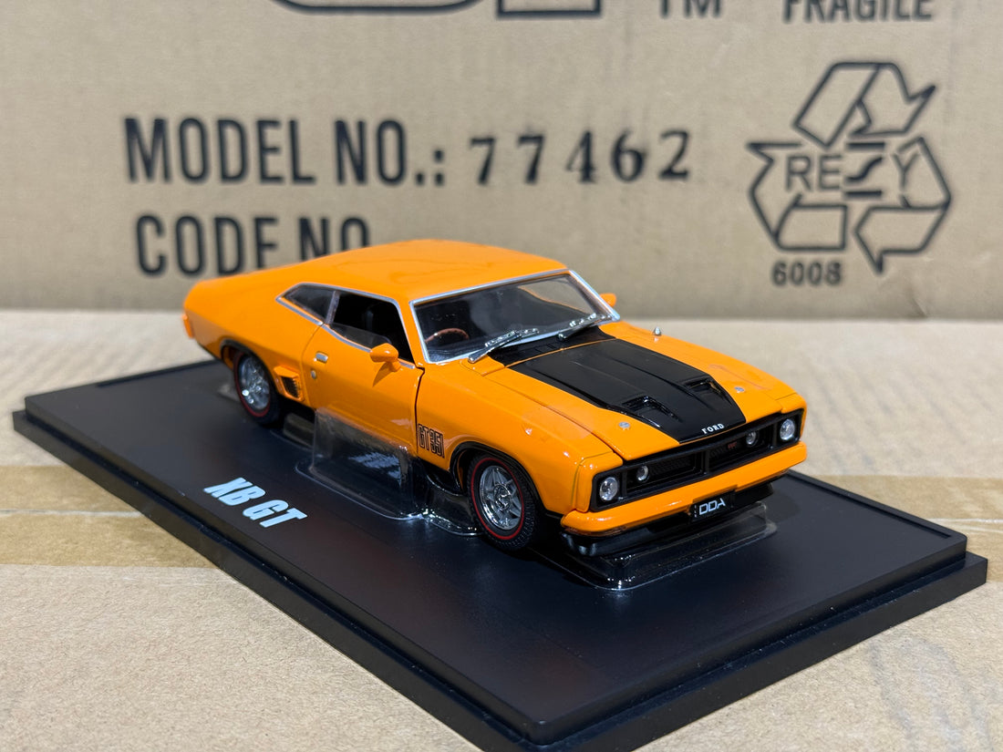 FORD XB GT COUPE - 1:32 SCALE DIECAST MODEL