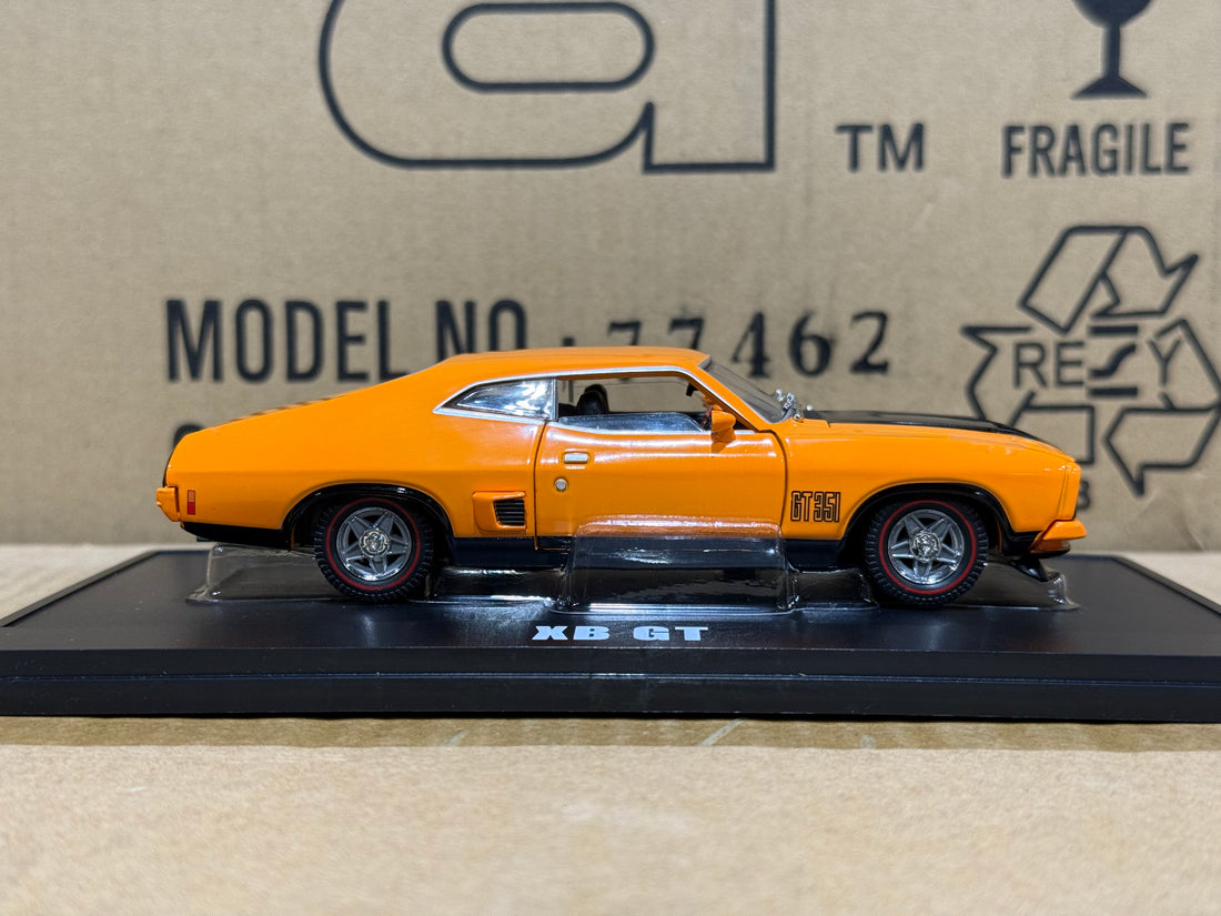 FORD XB GT COUPE - 1:32 SCALE DIECAST MODEL