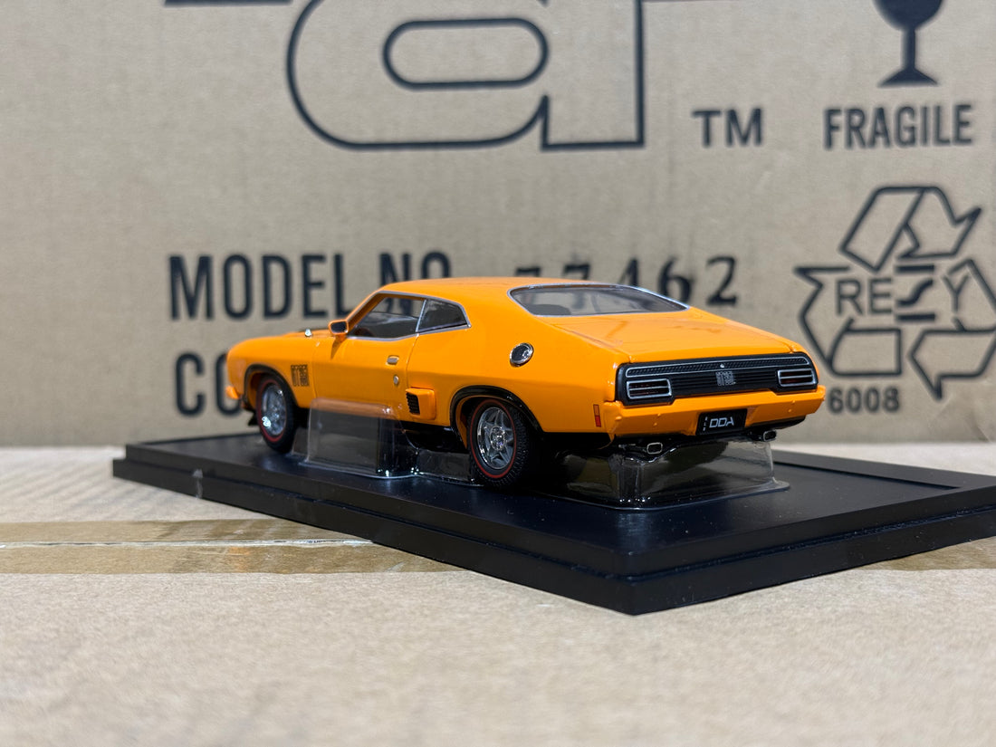 FORD XB GT COUPE - 1:32 SCALE DIECAST MODEL