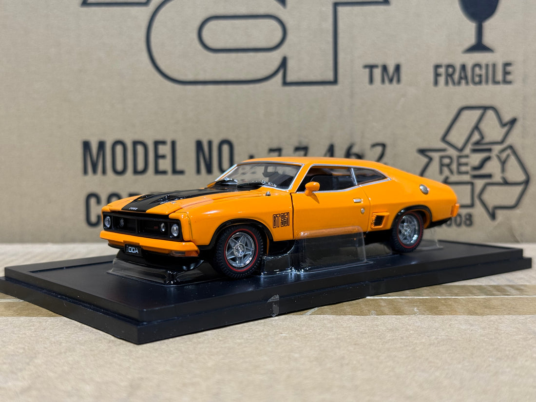 FORD XB GT COUPE - 1:32 SCALE DIECAST MODEL