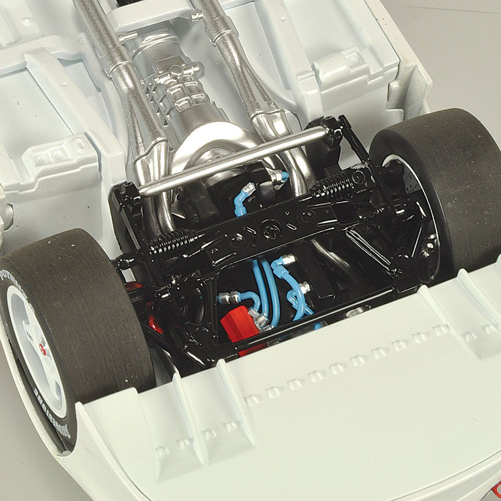 GARTH TANDER - HOLDEN VS COMMODORE 1999 CALDER PARK RACEWAY RACE 3 WINNER - 1:18 SCALE DIECAST MODEL