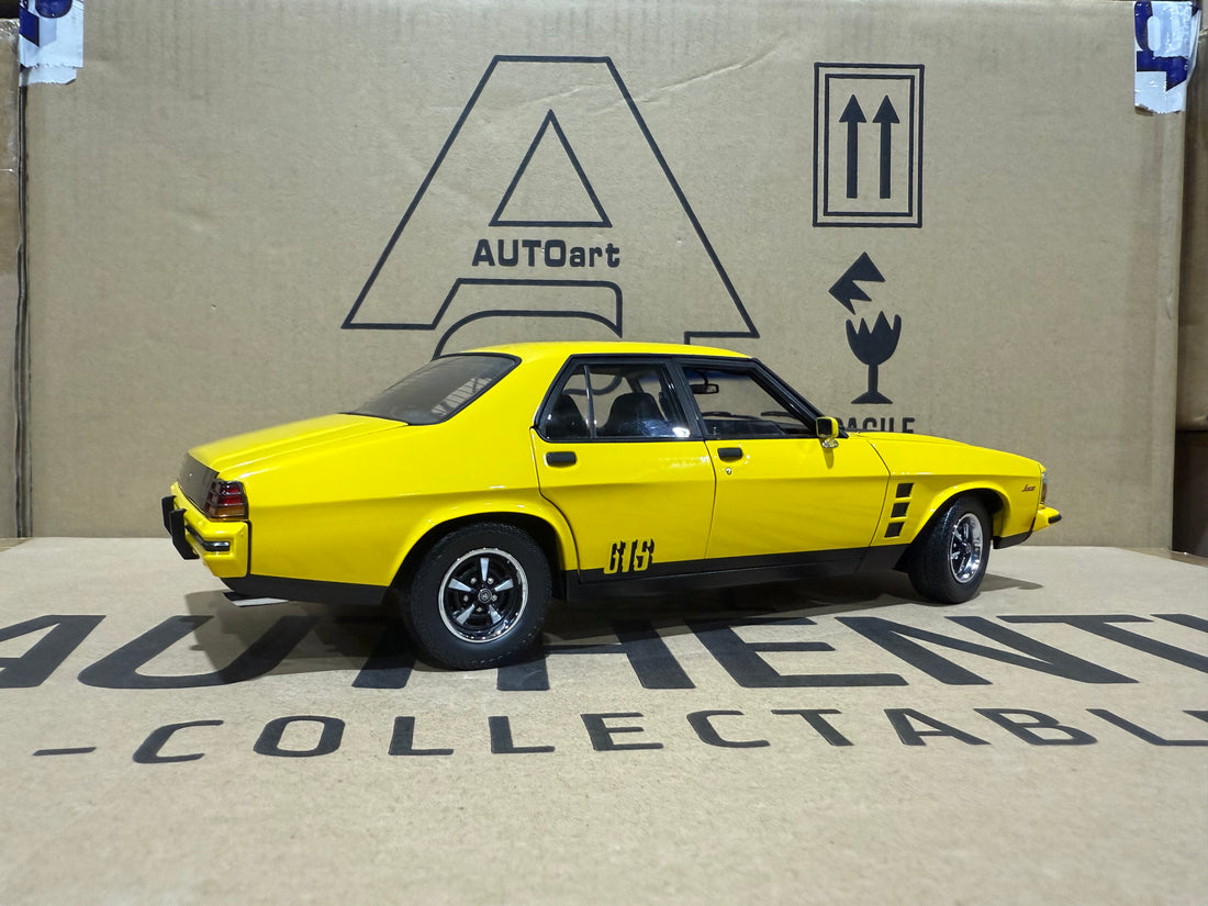 HOLDEN HX MONARO GTS SEDAN ABSINTH YELLOW - 1:18 SCALE DIECAST MODEL