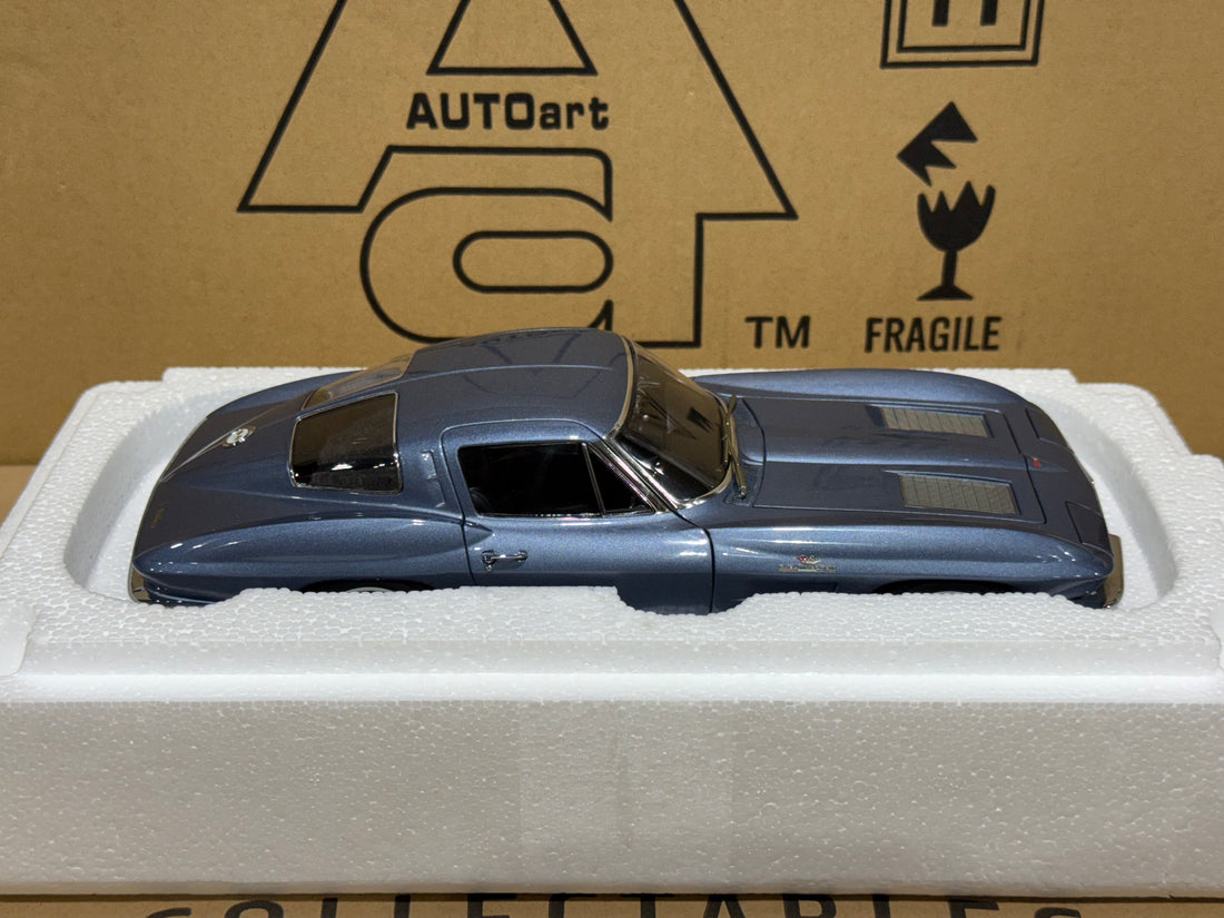 1963 CHEVROLET CORVETTE COUPE - SILVER BLUE - 1:18 SCALE DIECAST MODEL - AUTOART