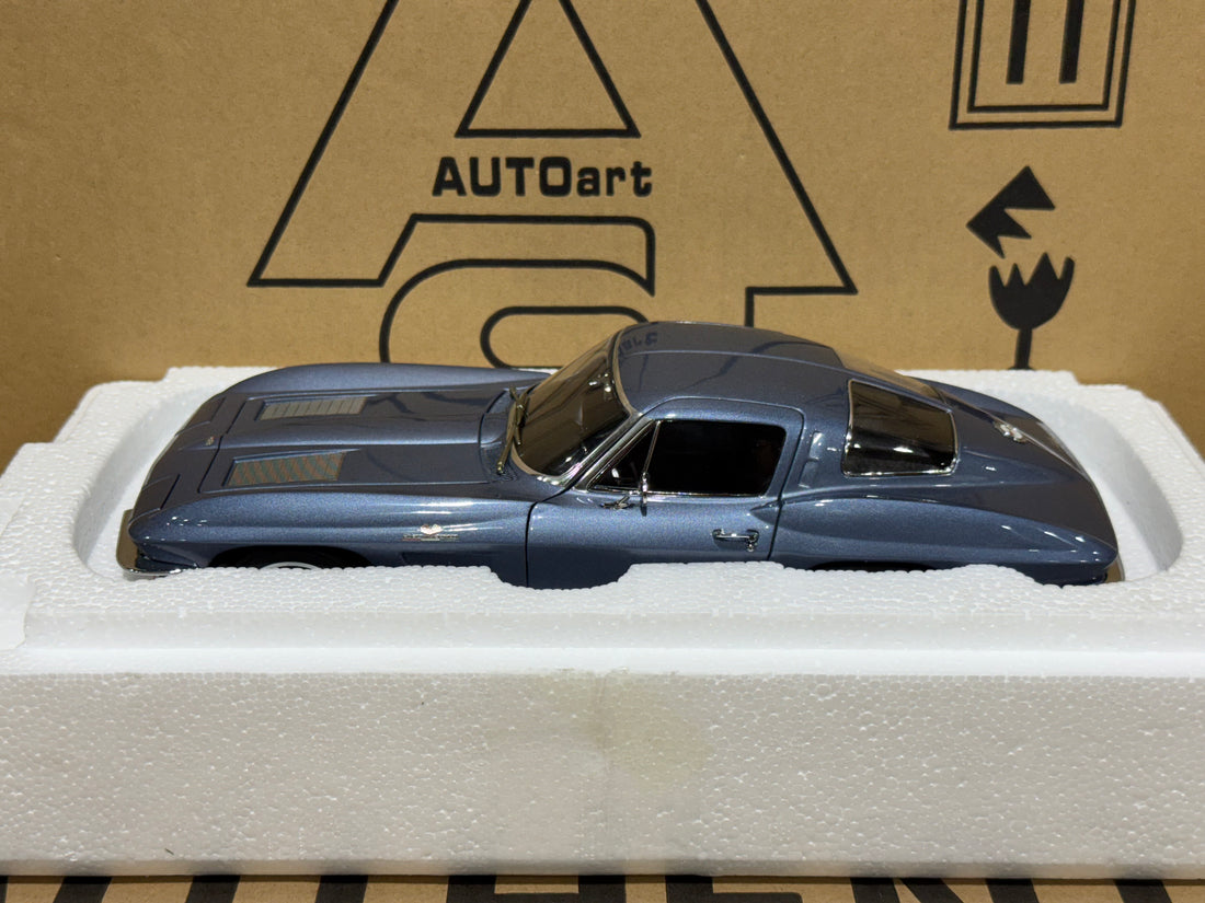1963 CHEVROLET CORVETTE COUPE - SILVER BLUE - 1:18 SCALE DIECAST MODEL - AUTOART