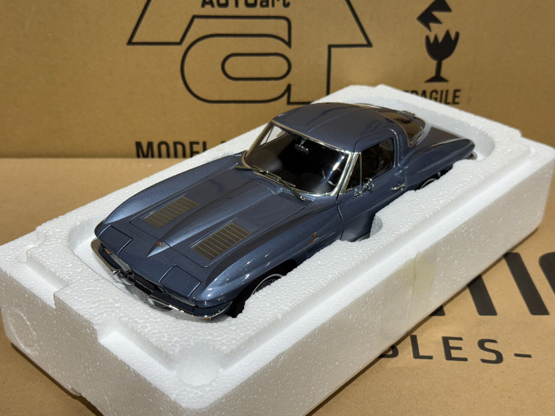 1963 CHEVROLET CORVETTE COUPE - SILVER BLUE - 1:18 SCALE DIECAST MODEL - AUTOART