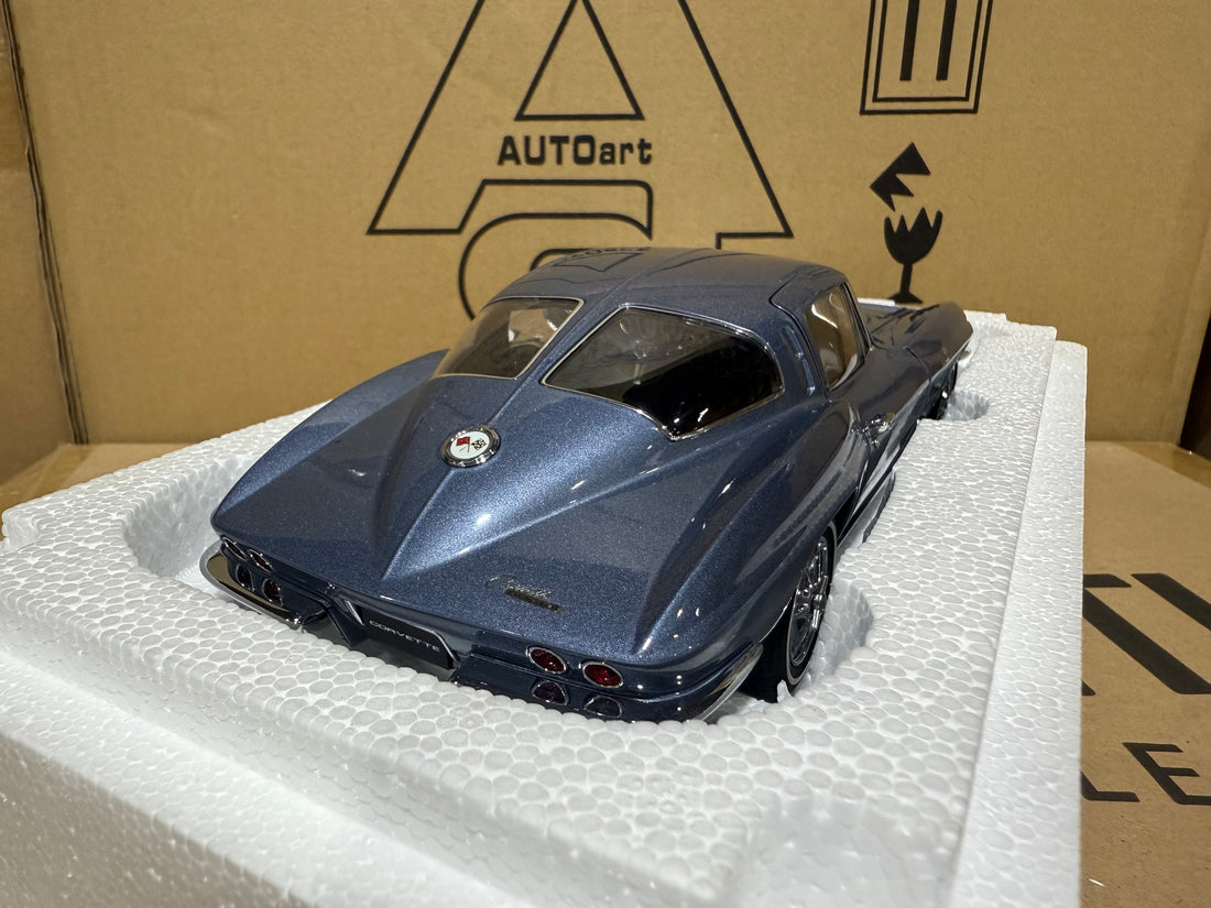 1963 CHEVROLET CORVETTE COUPE - SILVER BLUE - 1:18 SCALE DIECAST MODEL - AUTOART