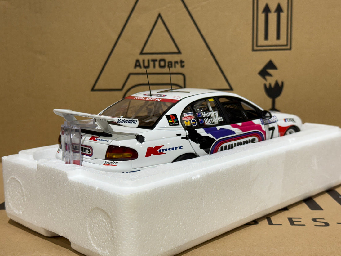 HOLDEN COMMODORE VT BATHURST 1999 G. MURPHY/S.RICHARDS #7 - 1:18 SCALE DIECAST MODEL - AUTOART