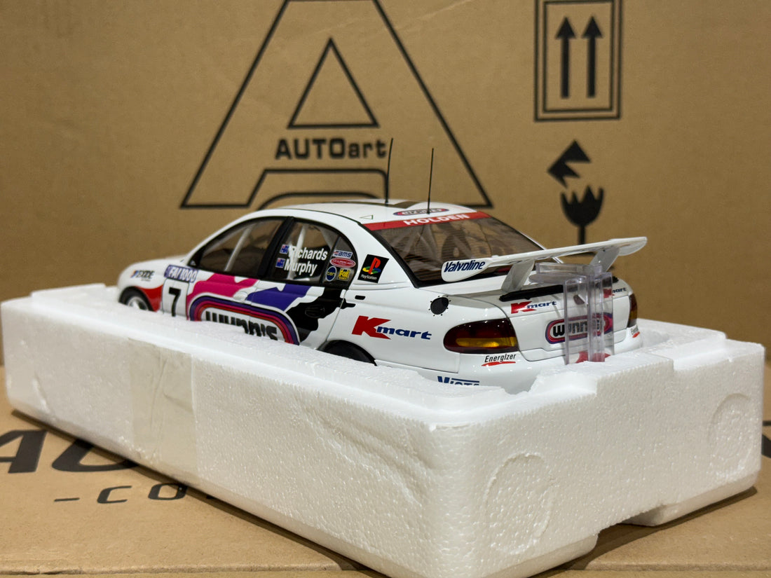 HOLDEN COMMODORE VT BATHURST 1999 G. MURPHY/S.RICHARDS #7 - 1:18 SCALE DIECAST MODEL - AUTOART