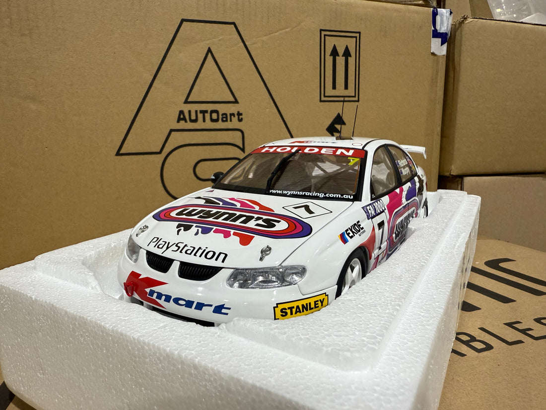 HOLDEN COMMODORE VT BATHURST 1999 G. MURPHY/S.RICHARDS #7 - 1:18 SCALE DIECAST MODEL - AUTOART