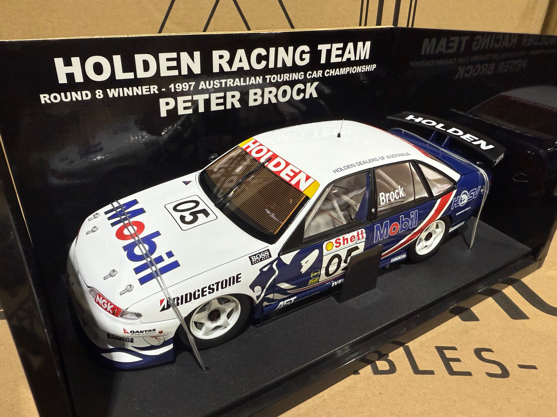 1997 PETER BROCK - ROUND 8 WINNER - HOLDEN VS COMMODORE - 1:18 SCALE DIECAST MODEL - BIANTE/AUTOART