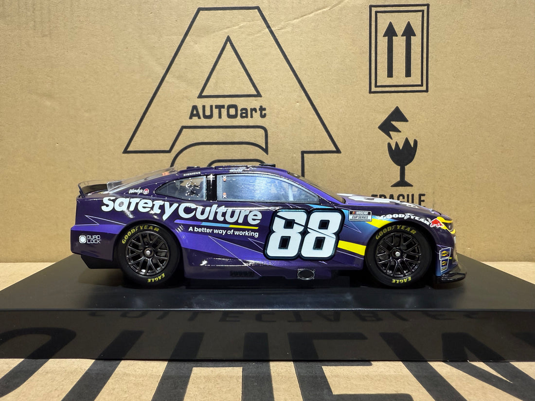 SHANE VAN GISBERGEN AUTOGRAPHRD 2025 SAFETY CULTURE 1:24 SCALE ARC DIECAST