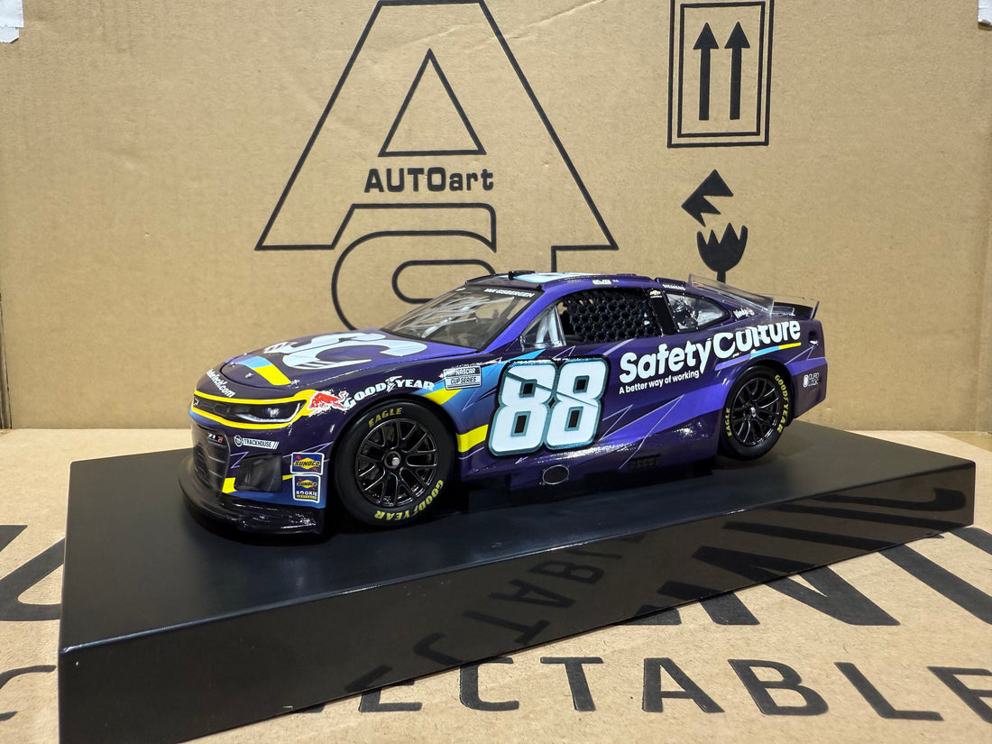 SHANE VAN GISBERGEN AUTOGRAPHRD 2025 SAFETY CULTURE 1:24 SCALE ARC DIECAST