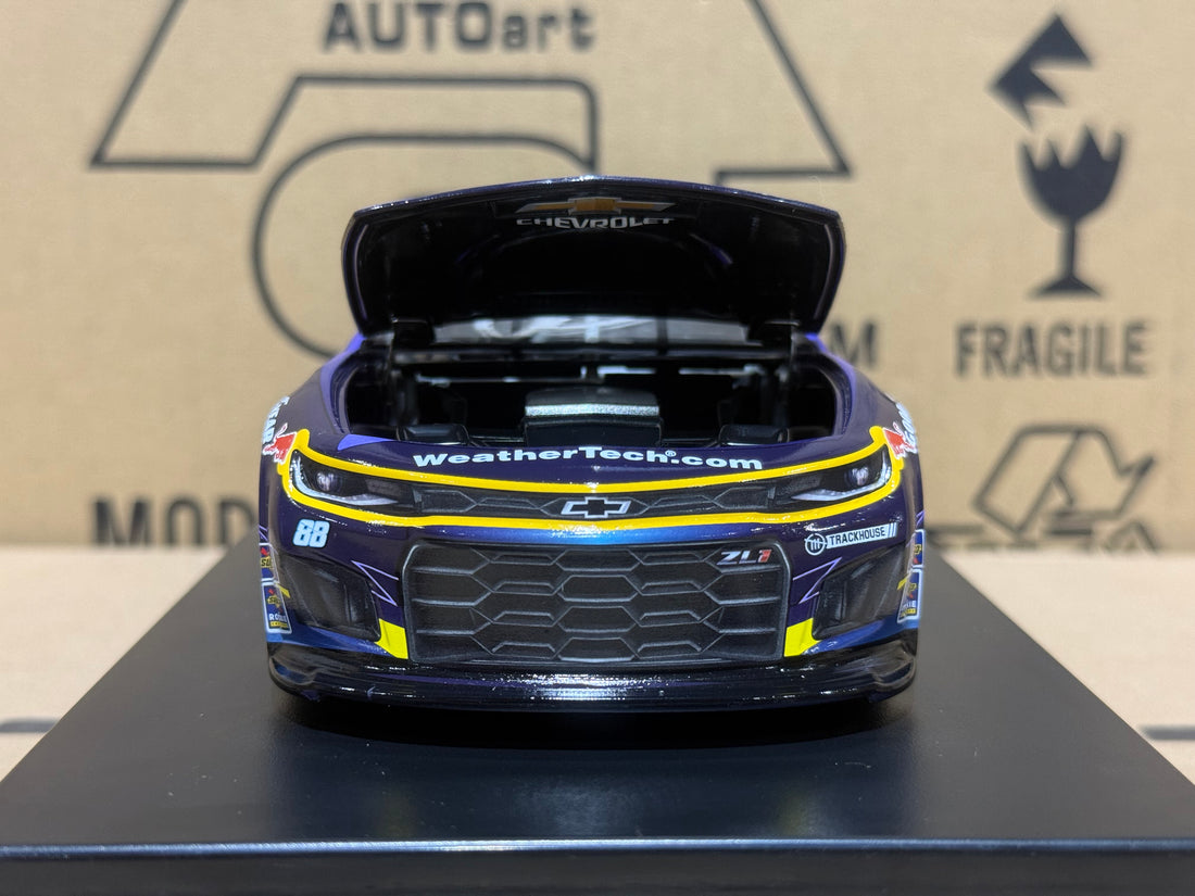 SHANE VAN GISBERGEN AUTOGRAPHRD 2025 SAFETY CULTURE 1:24 SCALE ARC DIECAST