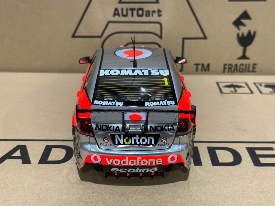 Holden VE Commodore 2010 Triple Eight Race Engineering Jamie Whincup - 1:18 Scale Diecast Model