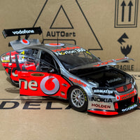 Holden VE Commodore 2010 Triple Eight Race Engineering Jamie Whincup - 1:18 Scale Diecast Model