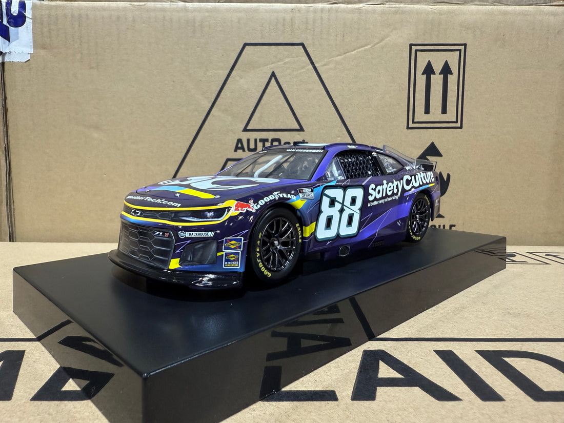 SHANE VAN GISBERGEN 2025 SAFETY CULTURE 1:24 SCALE ELITE DIECAST