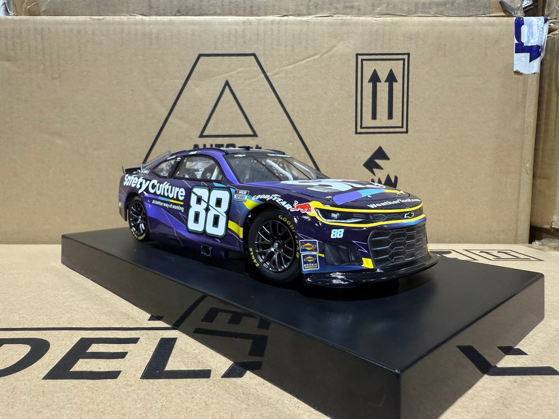 SHANE VAN GISBERGEN 2025 SAFETY CULTURE 1:24 SCALE ELITE DIECAST
