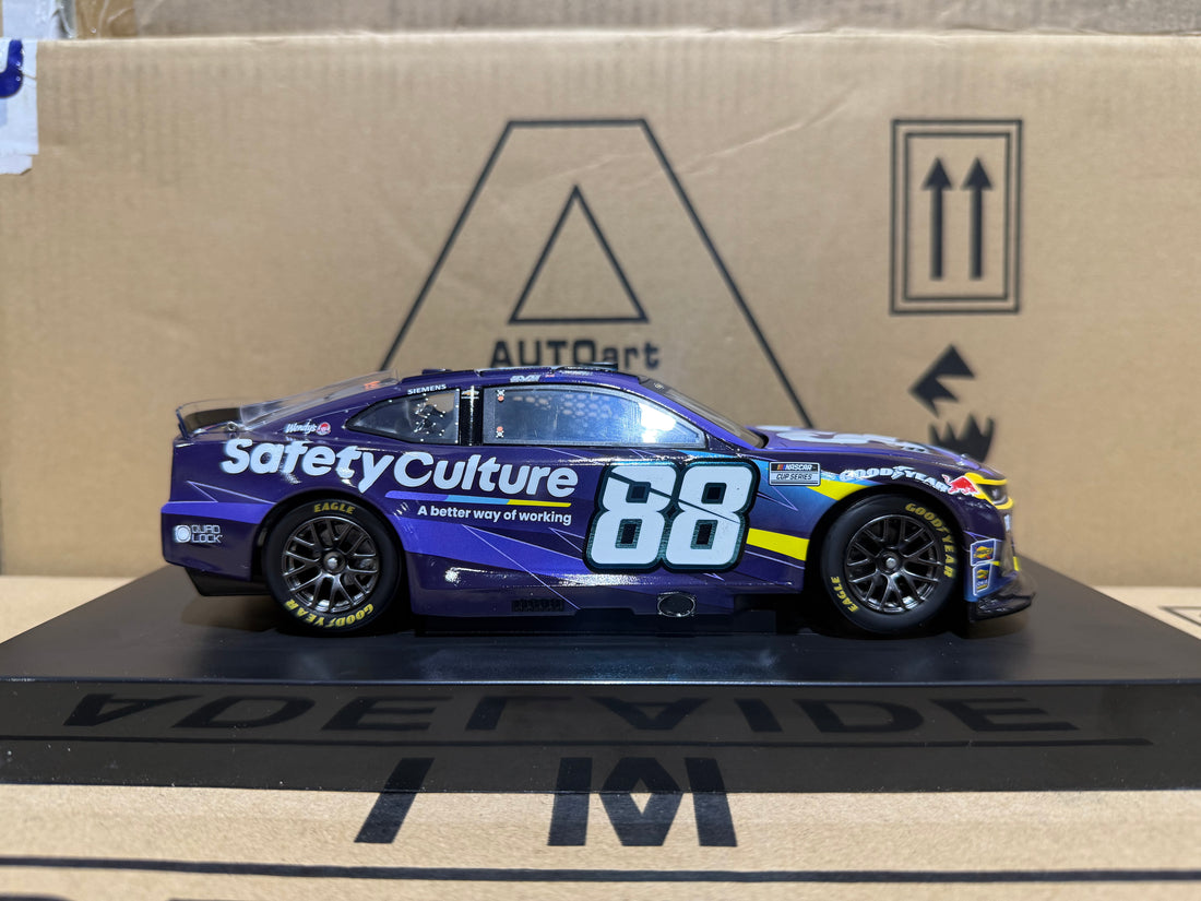SHANE VAN GISBERGEN 2025 SAFETY CULTURE 1:24 SCALE ELITE DIECAST