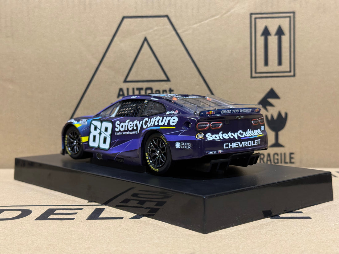 SHANE VAN GISBERGEN 2025 SAFETY CULTURE 1:24 SCALE ELITE DIECAST