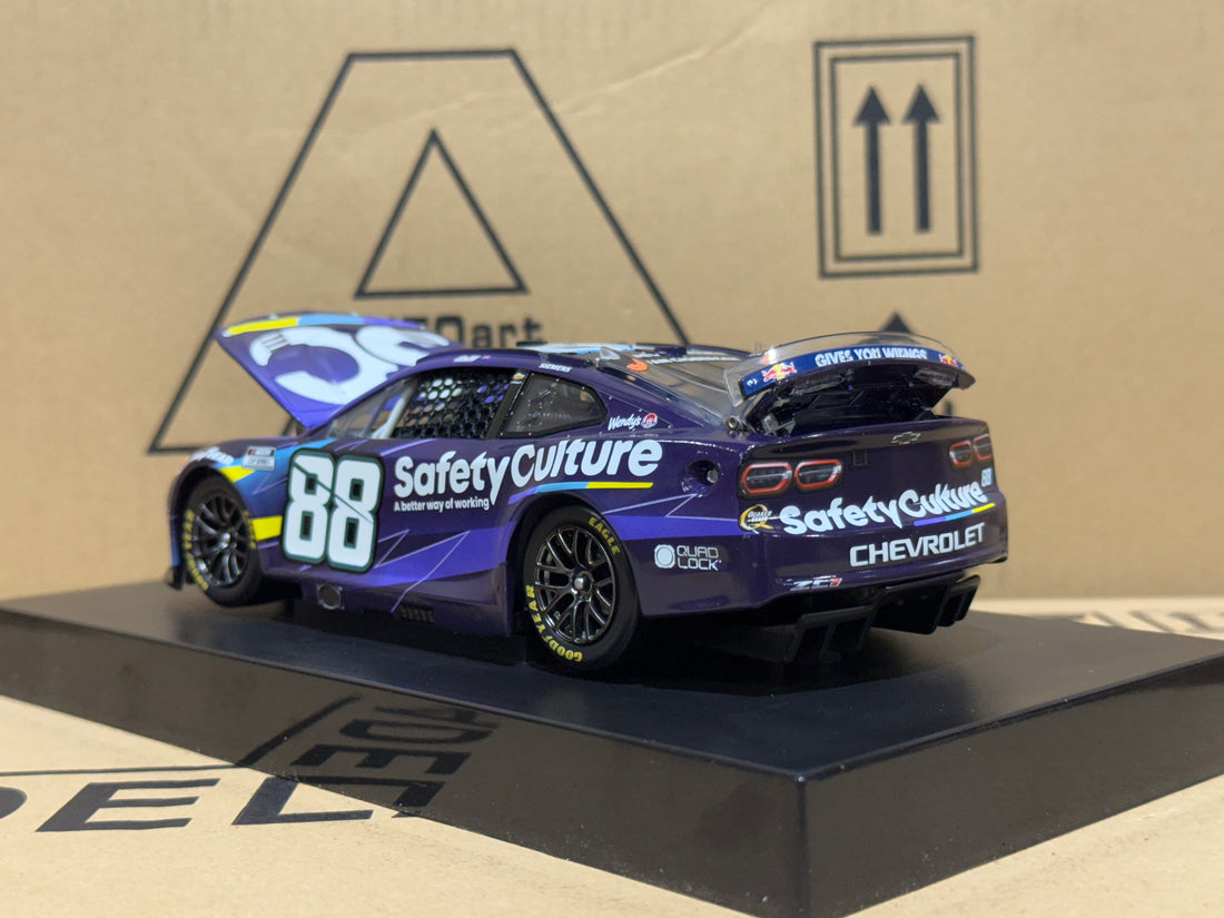SHANE VAN GISBERGEN 2025 SAFETY CULTURE 1:24 SCALE ELITE DIECAST
