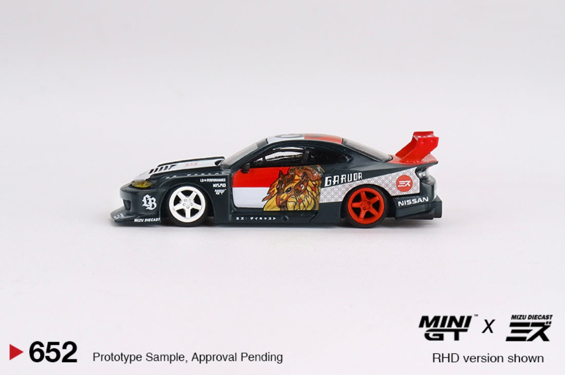 Nissan LB-Super Silhouette S15 SILVIA "Garuda" - 1:64 Scale Diecast - Mini GT