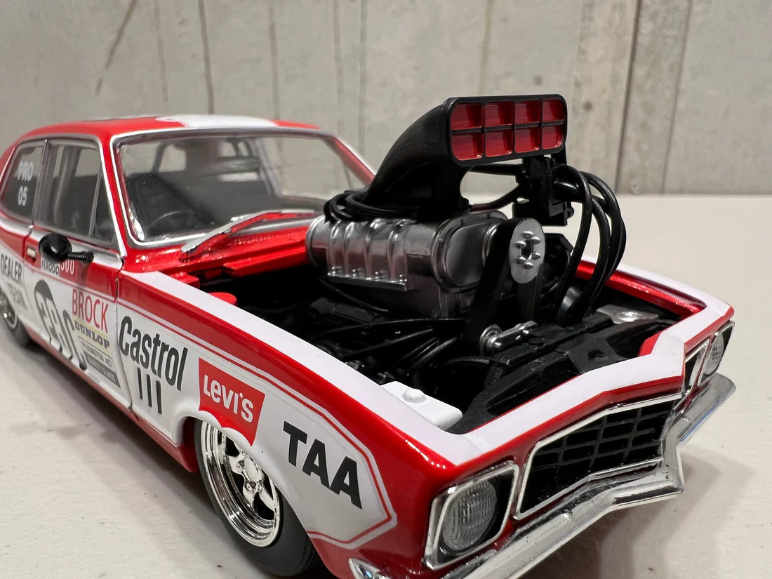 PETER BROCK BLOWN LJ DRAG CAR - 1:24 SCALE DIECAST MODEL