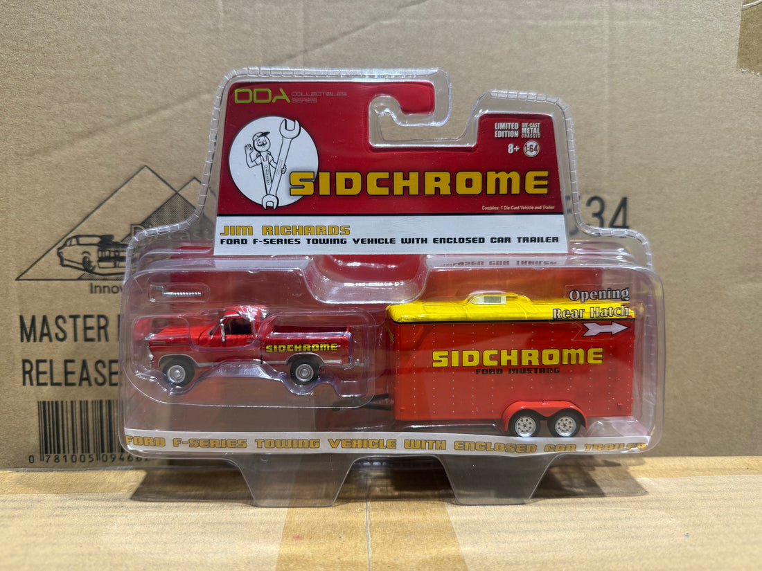 SIDCHROME - JIM RICHARDS - FORD F-SERIES TOWING VEHICE WITH ENCLOSED CAR TRAILER - 1:64 SCALE DIECAST MODELS