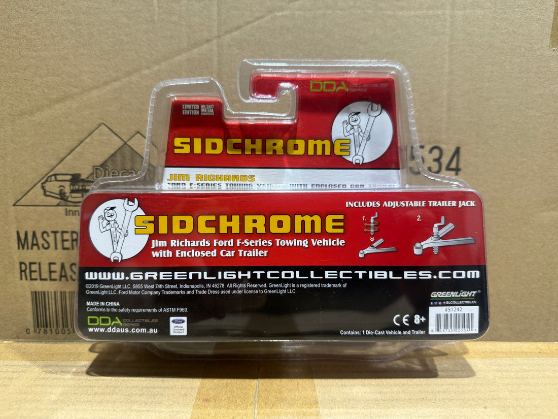 SIDCHROME - JIM RICHARDS - FORD F-SERIES TOWING VEHICE WITH ENCLOSED CAR TRAILER - 1:64 SCALE DIECAST MODELS