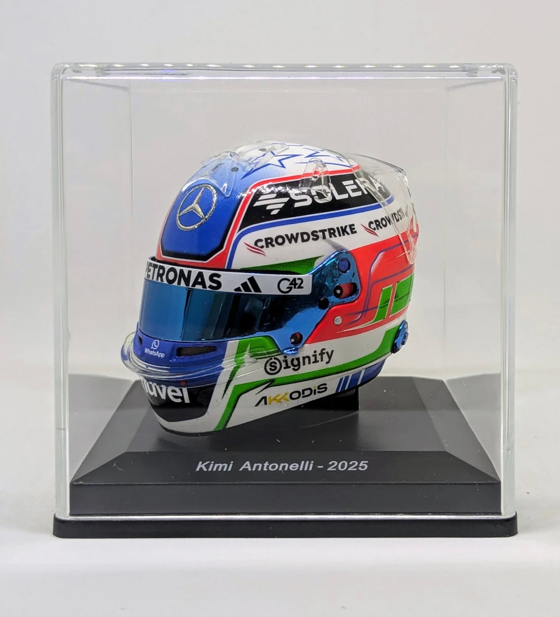 KIMI ANTONELLI - MERCEDES-AMG PETRONAS F1 TEAM -  2025 SEASON - 1:5 SCALE HELMET - SPARK