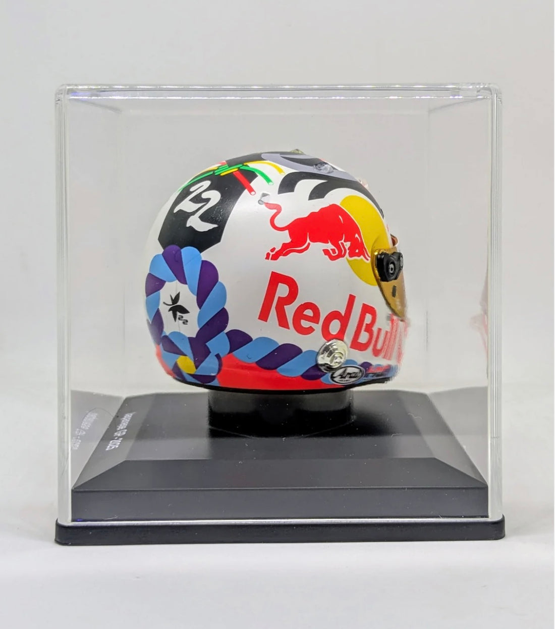 YUKI TSUNODA - 2025 JAPAN GP - RED BULL - 1.5 SCALE HELMET - SPARK F1