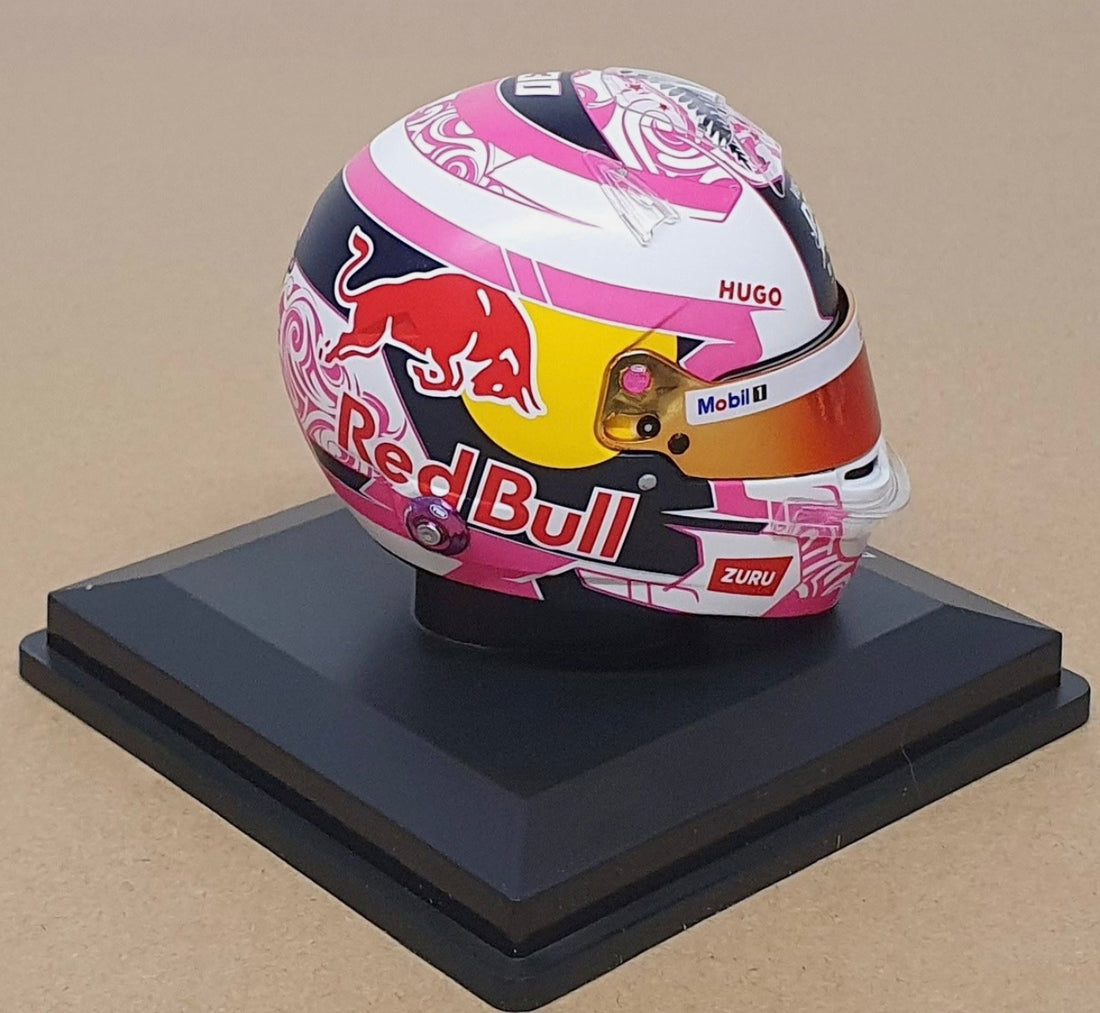 LIAM LAWSON - 2025 SEASON - RACING BULLS - 1.5 SCALE HELMET - SPARK F1