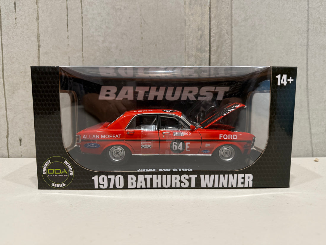 ALLAN MOFFAT - 1970 BATHURST WINNER - 1:24 SCALE DIECAST MODEL