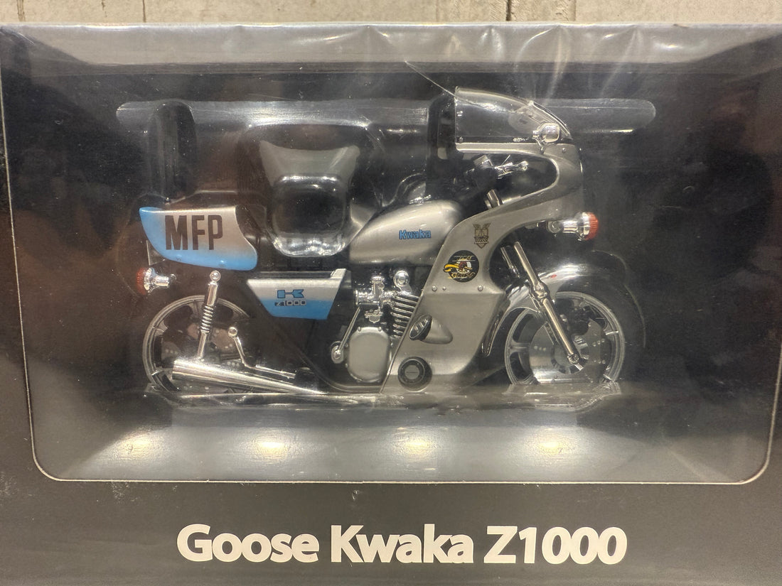 MAD MAX - GOOSE'S CUSTOM "KWAKA Z1000" KAWASAKI POLICE BIKE - 1:18 SCALE MODEL