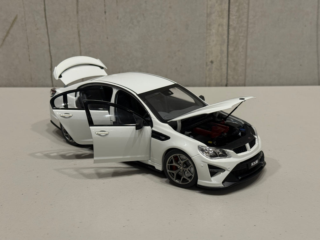HSV Gen-F2 GTSR - 2017 - Heron - 1:18 Model Car - BIANTE