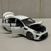 HSV Gen-F2 GTSR - 2017 - Heron - 1:18 Model Car - BIANTE