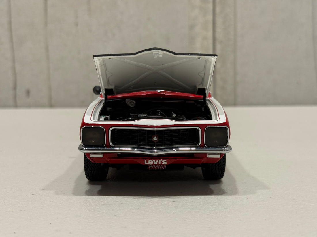 1972 Bathurst Winner Peter Brock - Holden LJ Torana GTR XU-1 - 1:18 Scale Diecast Model