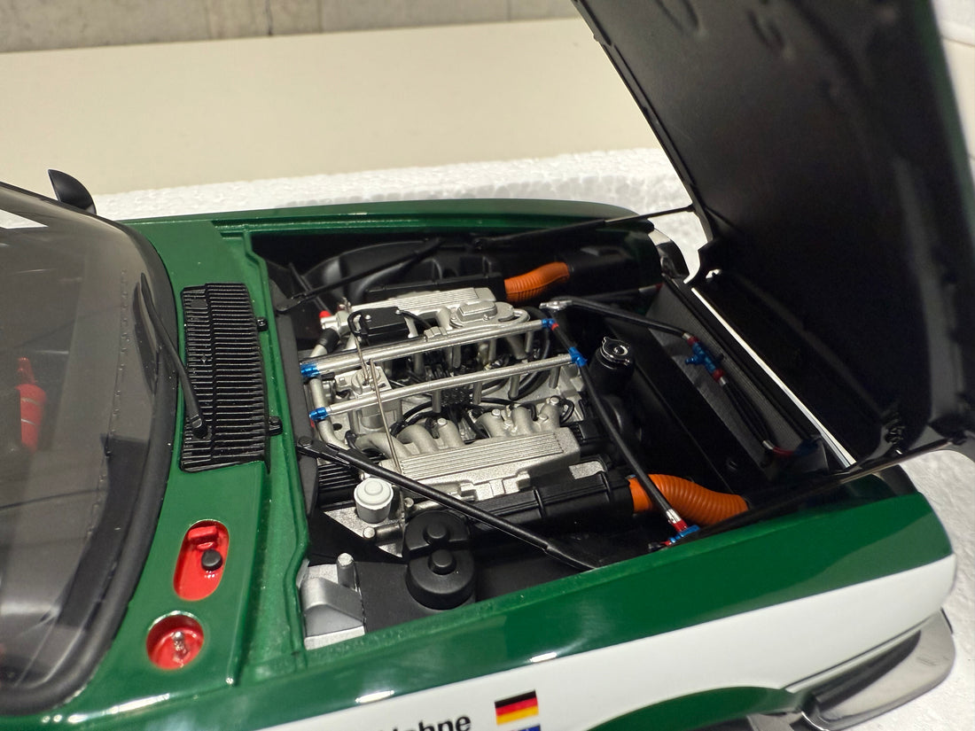 JOHN GOSS - ARMIN HANNE #10 - 1985 JAGUAR XJ-S BATHURST WINNER - 1:18 SCALE DIECAST MODEL