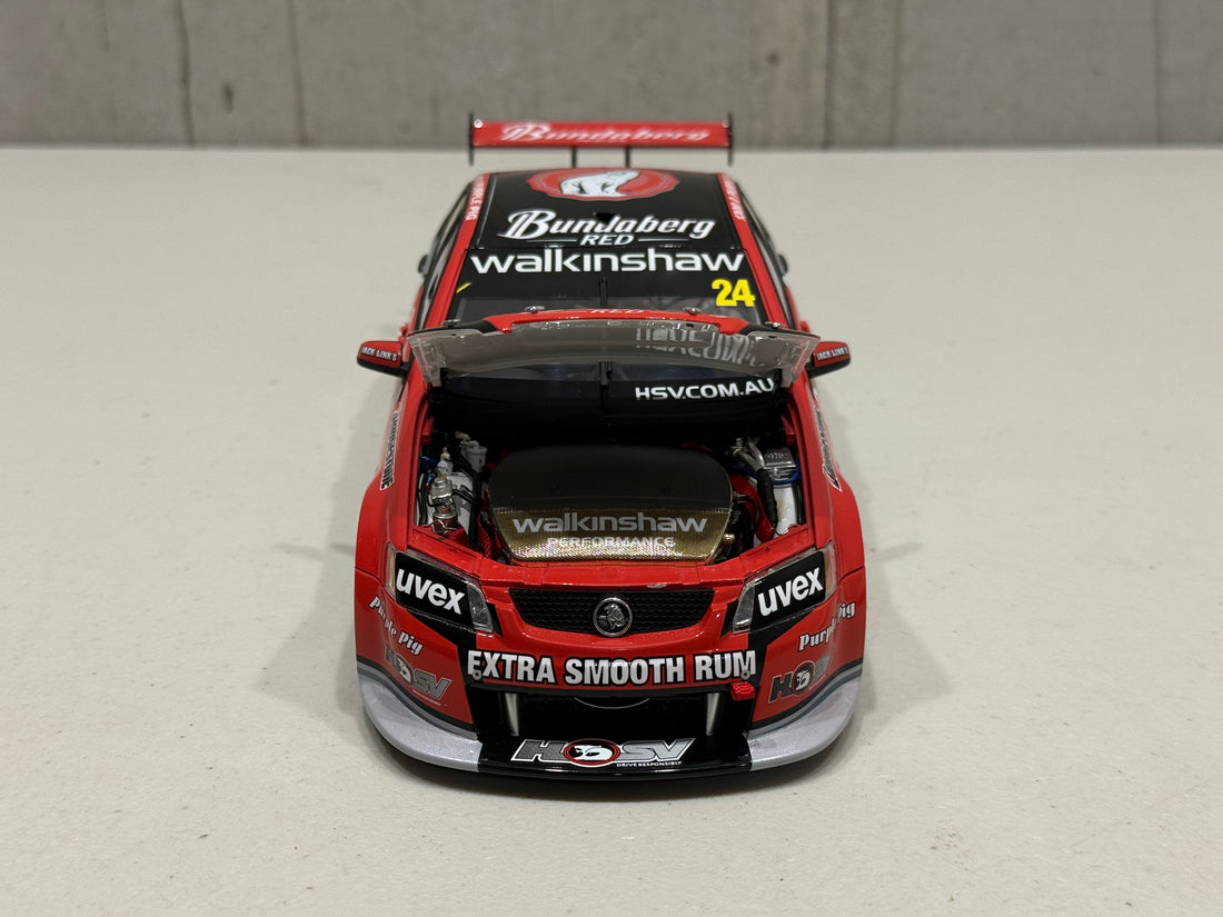 FABIAN COULTHARD - BUNDABERG RED RACING 2010 HOLDEN VE COMMODORE - 1:18 SCALE DIECAST MODEL - BIANTE