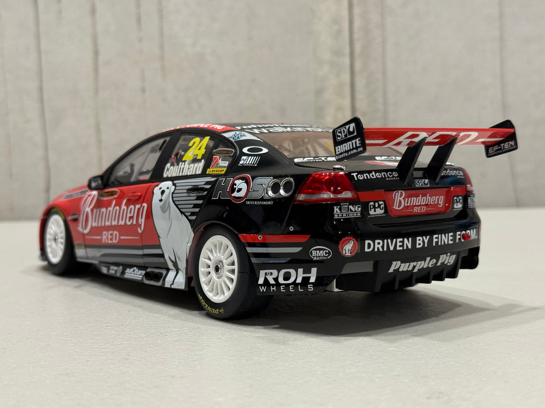 FABIAN COULTHARD - BUNDABERG RED RACING 2010 HOLDEN VE COMMODORE - 1:18 SCALE DIECAST MODEL - BIANTE