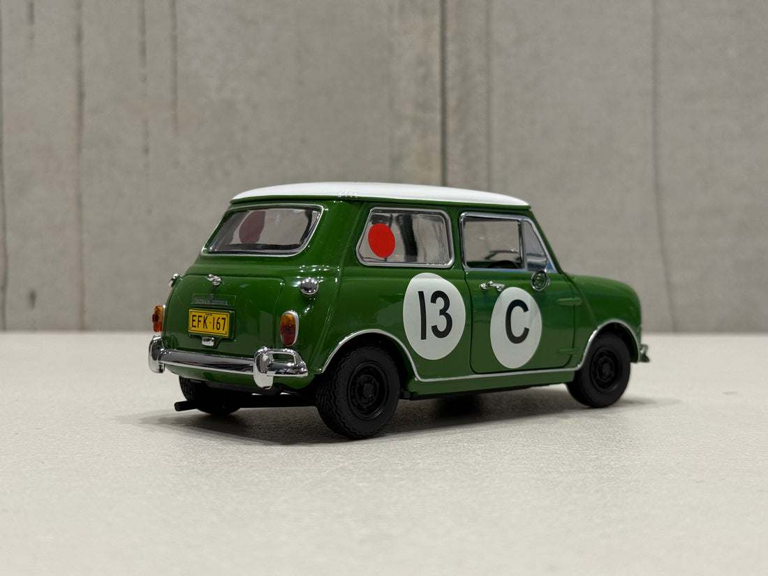 1966 BATHURST WINNER - MORRIS COOPER S - B.HOLDEN - R.AALTONEN - 1:18 SCALE DIECAST MODEL