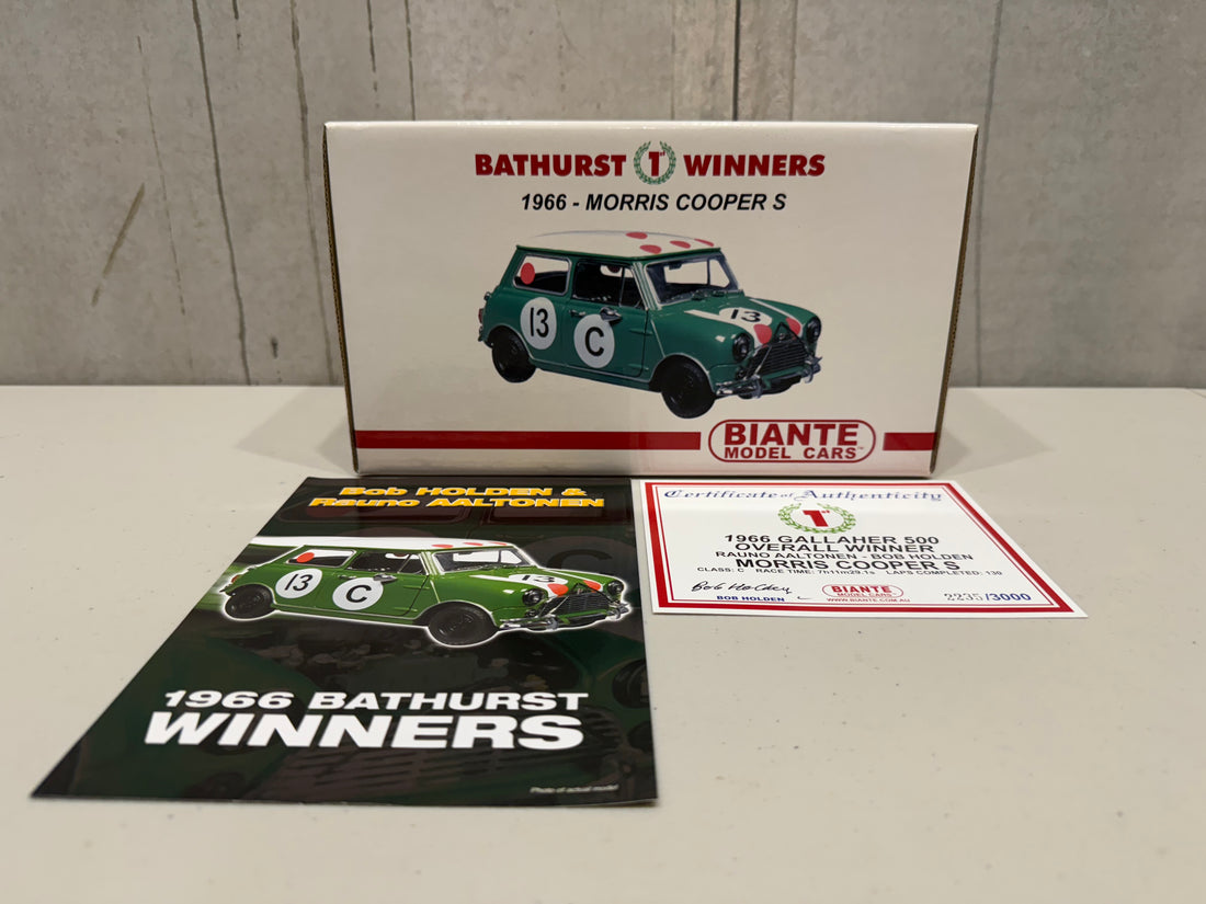 1966 BATHURST WINNER - MORRIS COOPER S - B.HOLDEN - R.AALTONEN - 1:18 SCALE DIECAST MODEL