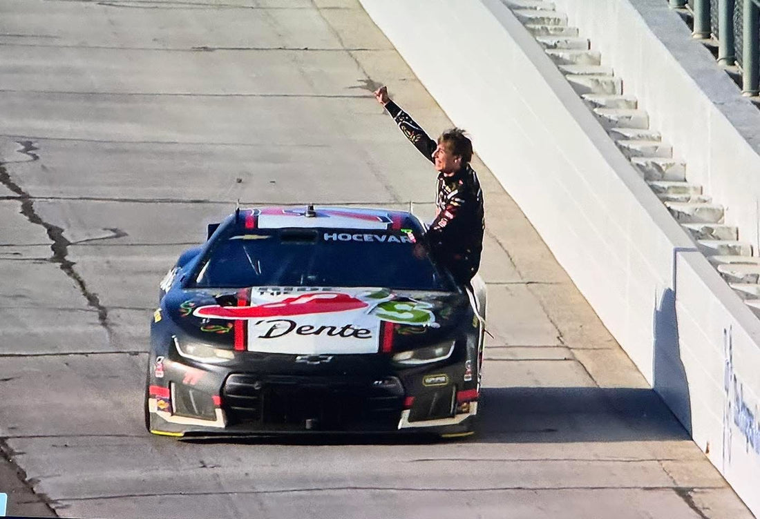 *PRE-ORDER* CARSON HOCEVAR 2026 CHILI'S RIDE THE DENTE TALLADEGA FIRST RACED WIN 1:24 ELITE DIECAST