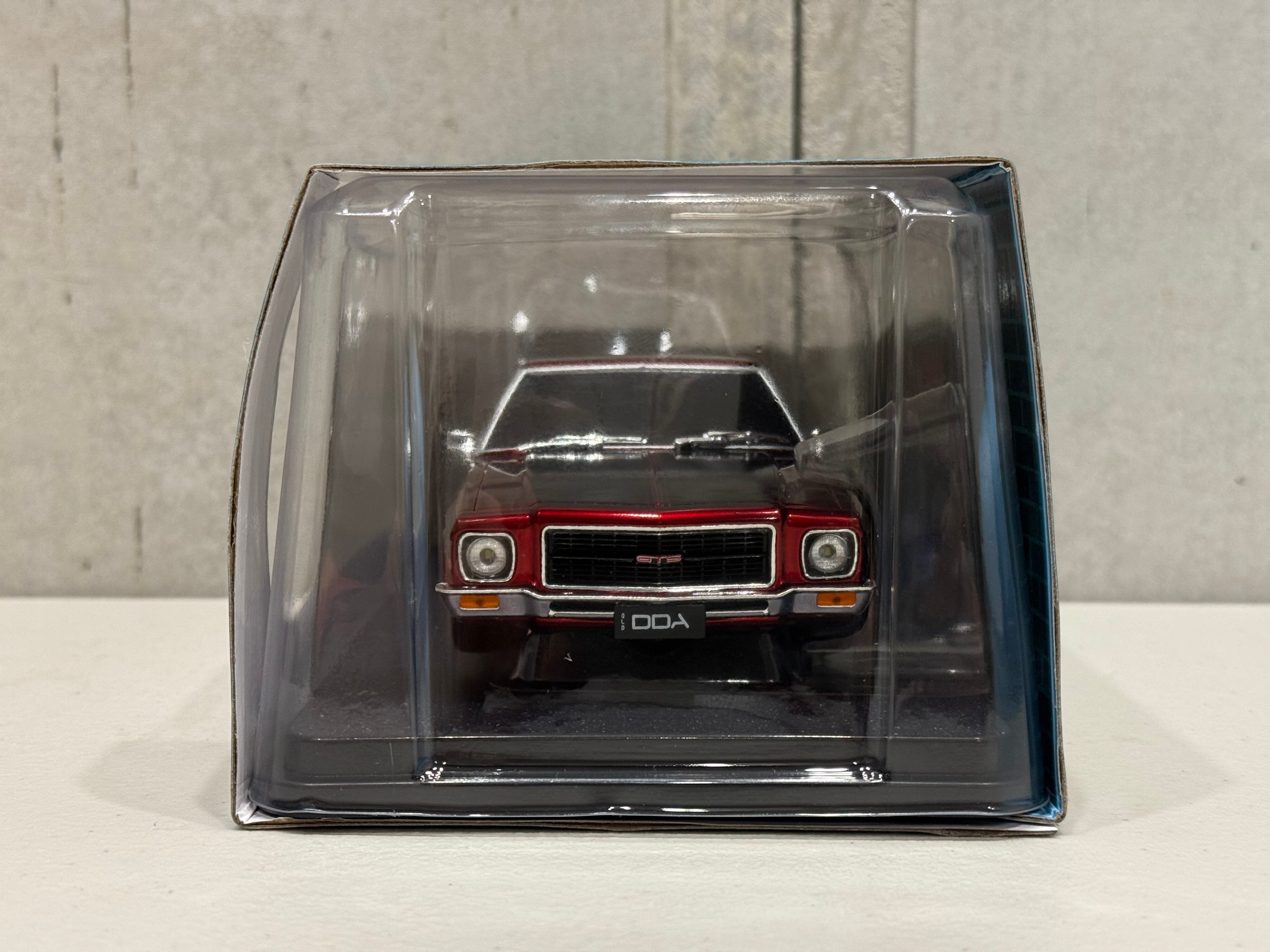 LIGHT UP RED HQ GTS MONARO - SPECTRA RIDES - 1:24 SCALE