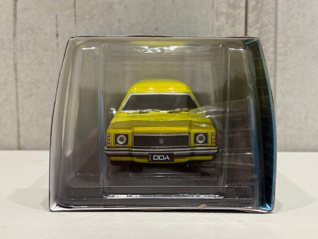 LIGHT UP YELLOW HJ PANEL VAN - SPECTRA RIDES - 1:24 SCALE