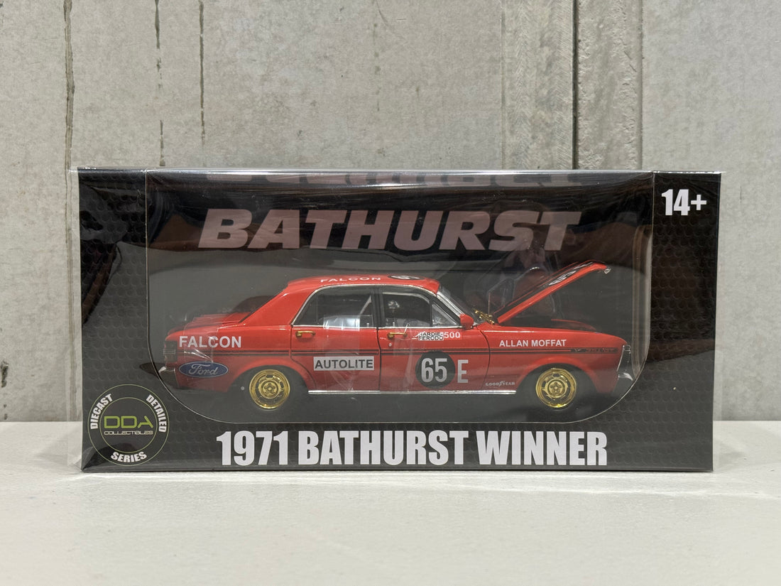 ALLAN MOFFAT - 1971 BATHURST WINNER #65E - CHASE EDITION - 1:24 SCALE DIECAST MODEL