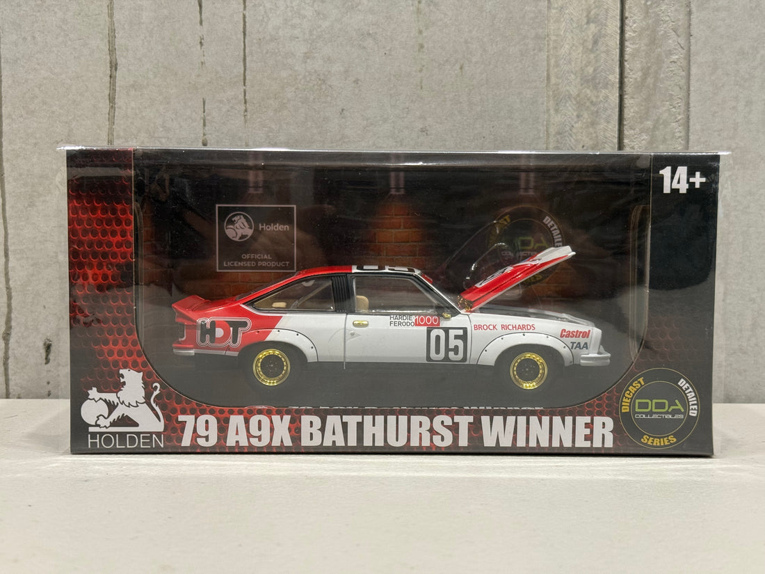 PETER BROCK - 1979 BATHURST WINNER - A9X TORANA - GOLD CHASE EDITION - 1:24 SCALE DIECAST MODEL - DDA