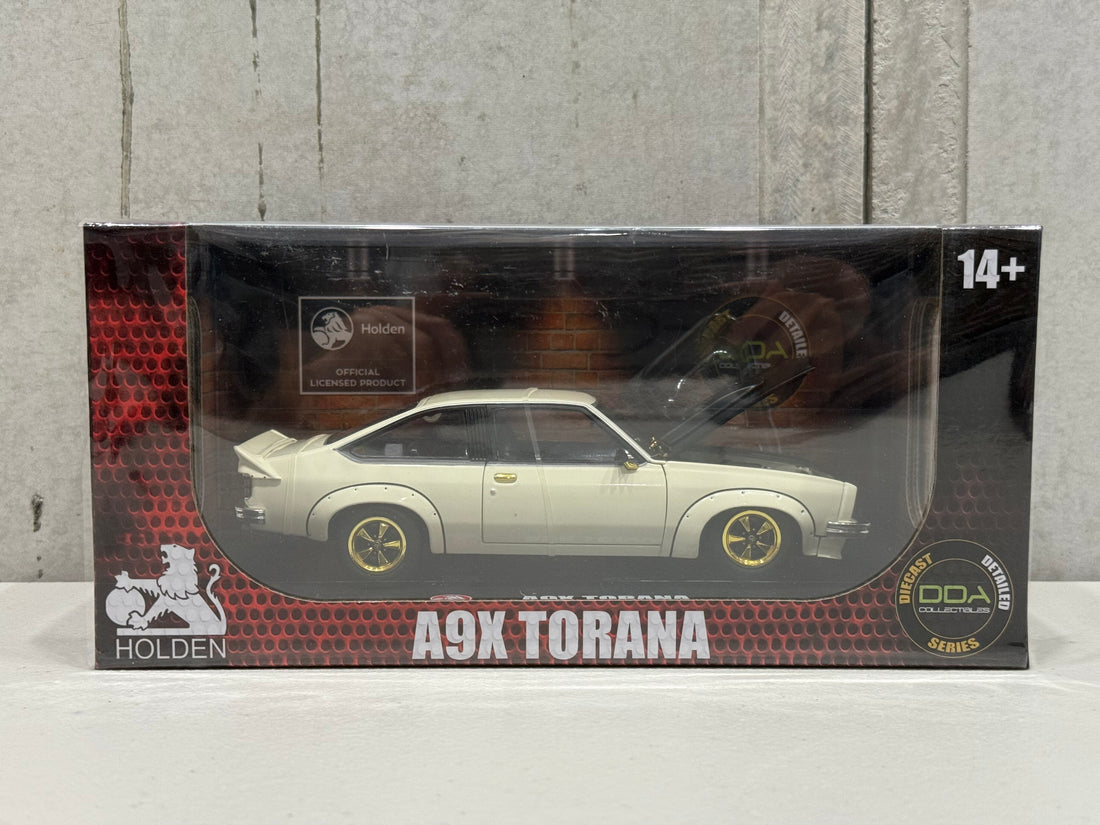 A9X TORANA 308 FACTORY CAR - GOLD CHASE - 1:24 SCALE DIECAST MODEL - DDA